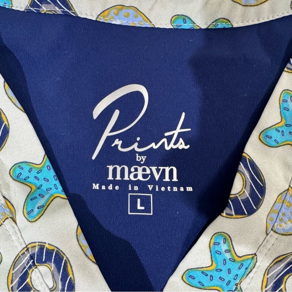 Prints by Maevn Blue & Gray Donut Print Medical Scrub Top Large - Picture 4 of 6